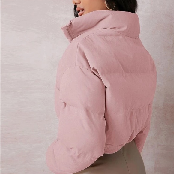 Cropped Pink puffer jacket - Picture 3 of 4